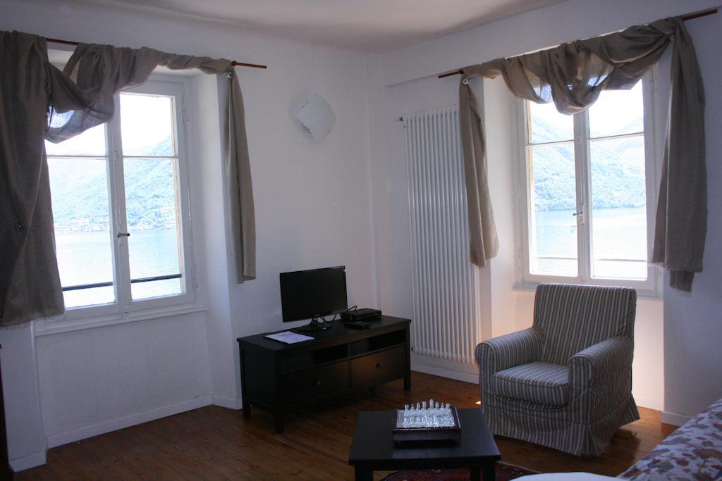 Villa The Dreamers Argegno Room photo